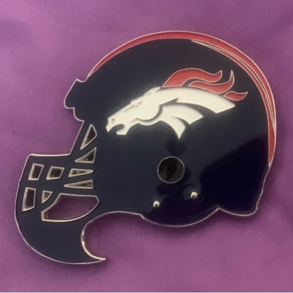 Denver Broncos Customized Coins - Picture 2 of 2